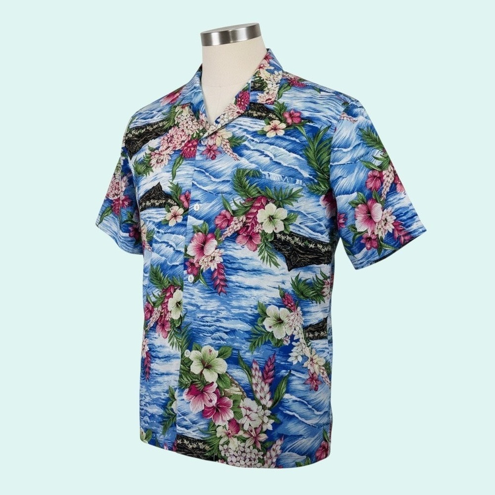 Royal Creations Hawaii Size L Blue Floral Hawaiian Shirt Resort